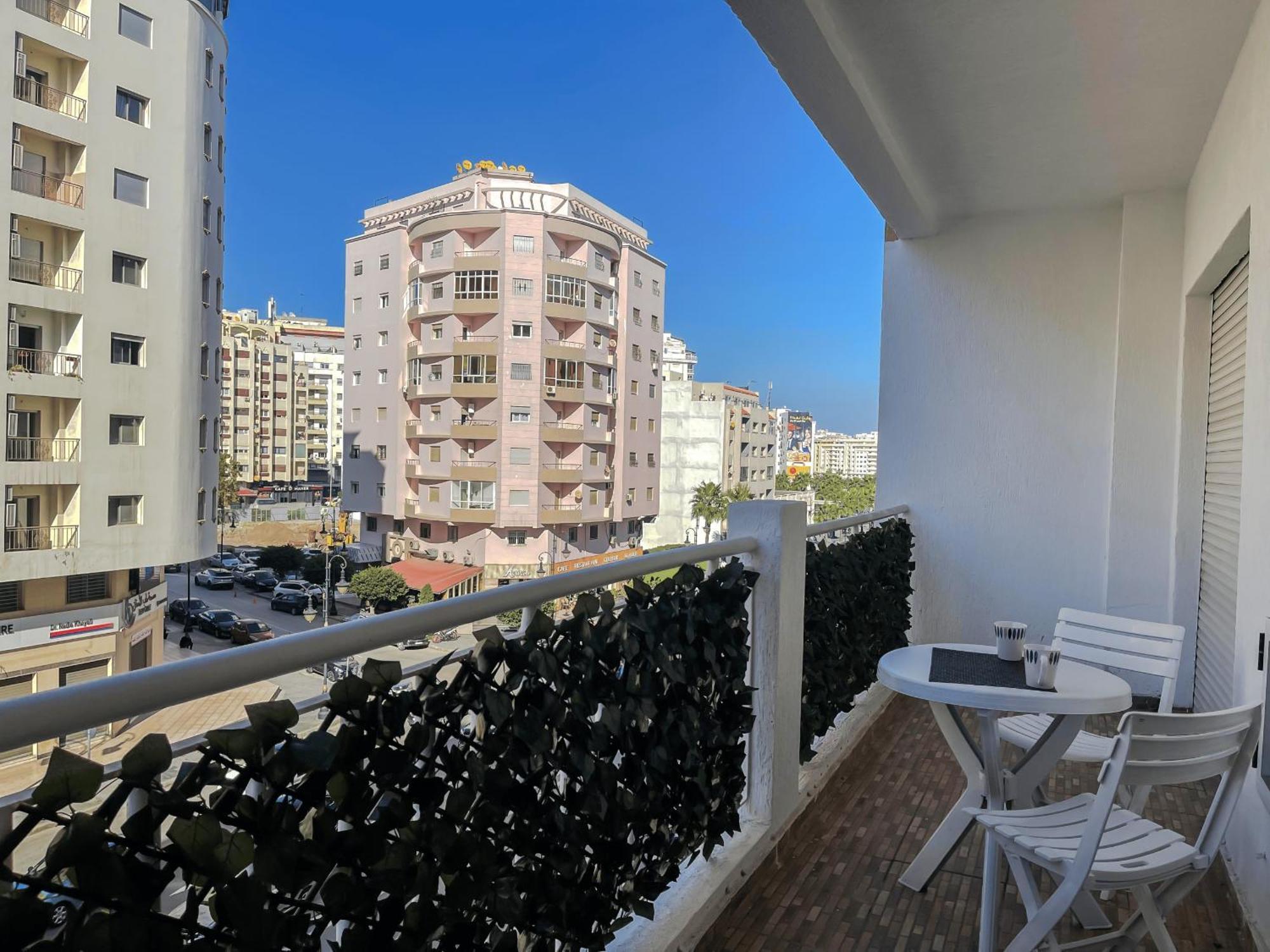 Appartement Acacia 2 Chambres Au Centre Ville Танжер Екстериор снимка