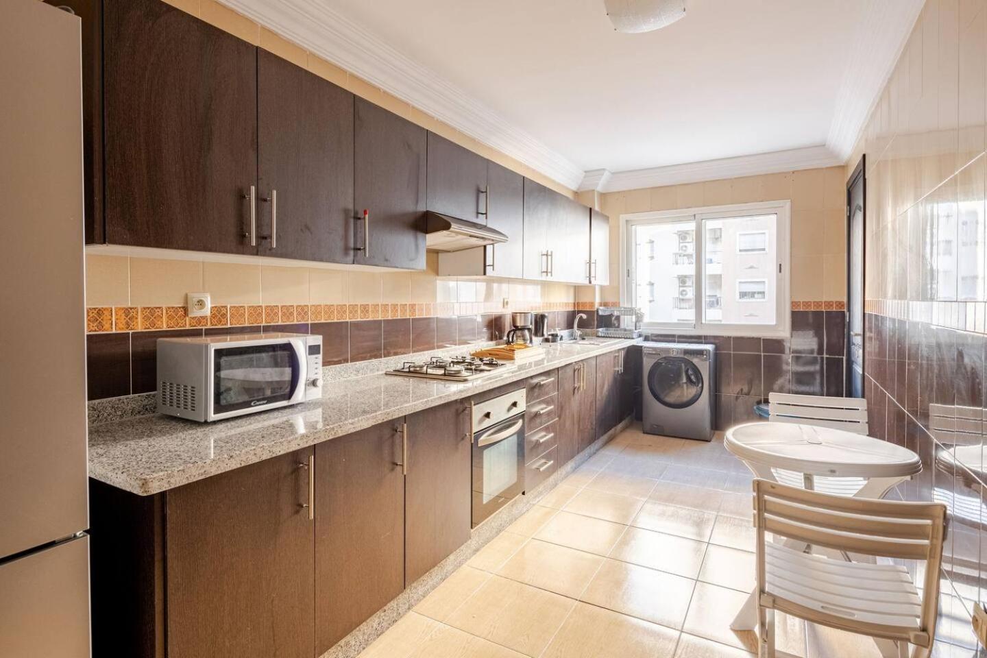 Appartement Acacia 2 Chambres Au Centre Ville Танжер Екстериор снимка
