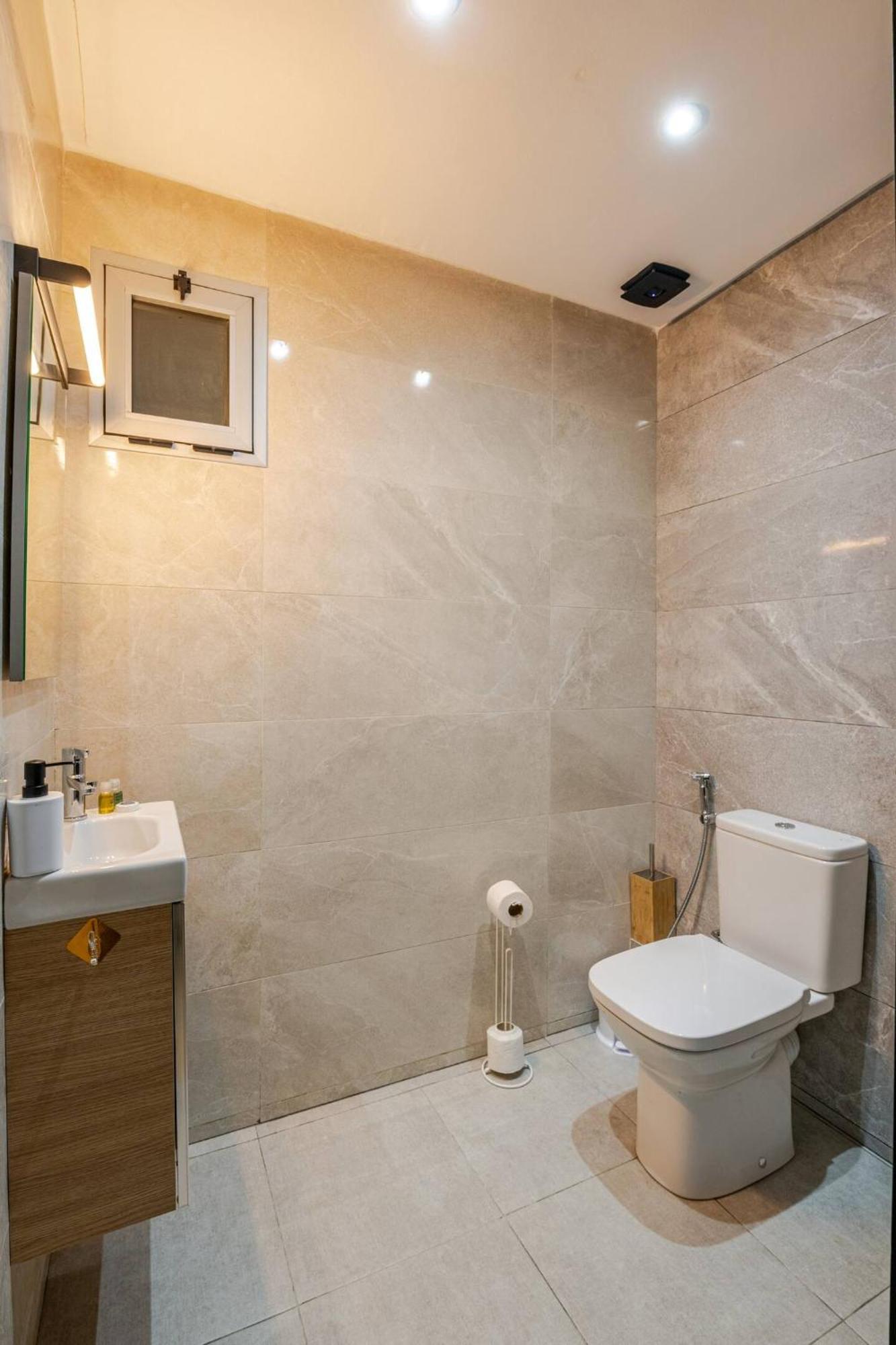 Appartement Acacia 2 Chambres Au Centre Ville Танжер Екстериор снимка