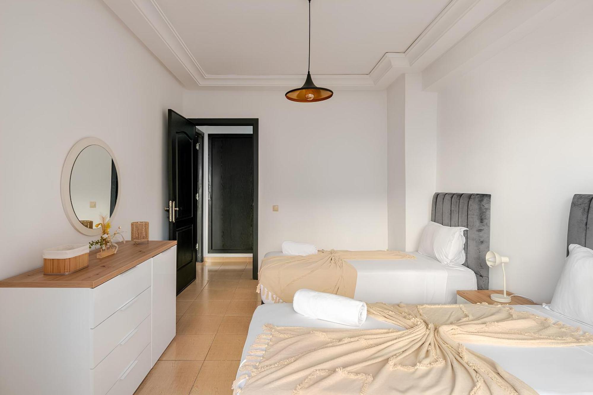 Appartement Acacia 2 Chambres Au Centre Ville Танжер Екстериор снимка